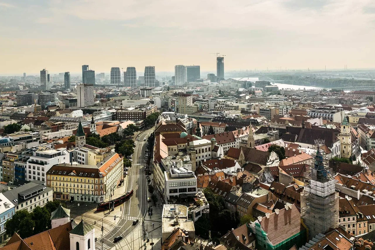 Falkensteiner Hotel Bratislava — โรงแรมในบราติสลาวา
