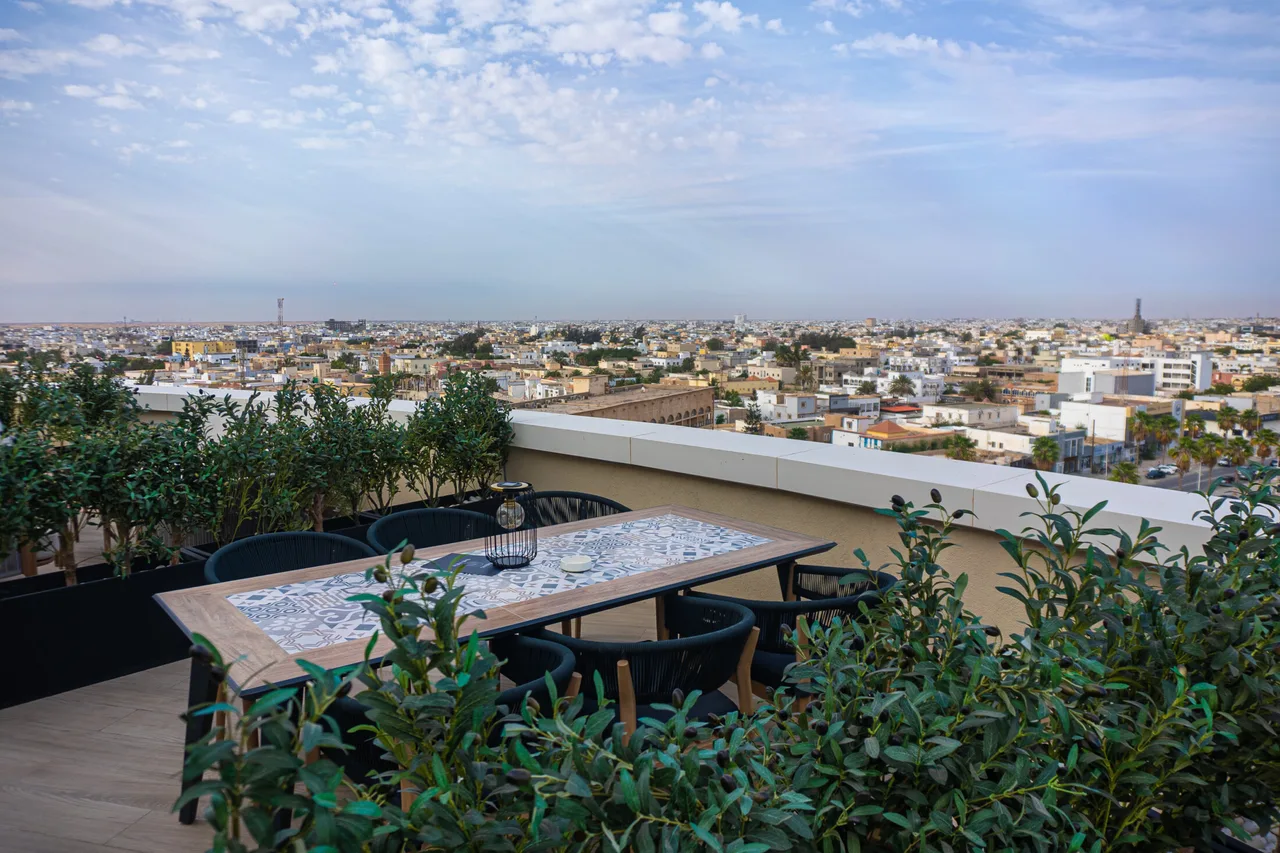 FASQ Hotel Nouakchott — ภาพห้องพักและบรรยากาศ
