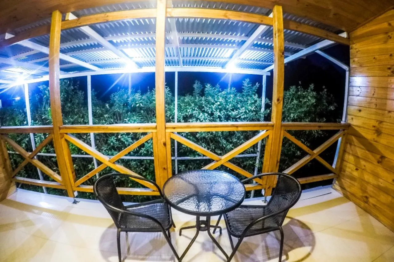 Fema Lodge — ภาพห้องพักและบรรยากาศ