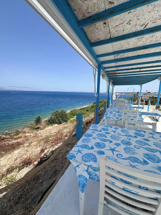Fener Hotel Café & Kahvaltı — rooms and atmosphere