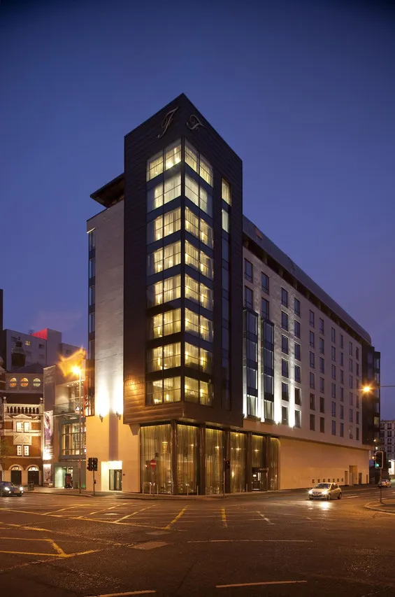 Fitzwilliam Hotel Belfast — rooms and atmosphere