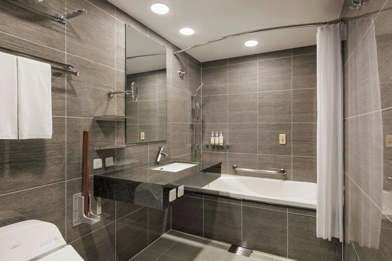 Flex Stay Inn Hakata — rooms and atmosphere