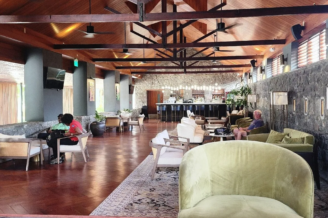 10 โรงแรมโรโซ โดมินิกาน่าพักที่สุด — Roseau Centre · Castle Comfort · Soufrière (รีวิวลึก 2026 + 🌋 9 active volcanoes + 🏞️ Boiling Lake UNESCO + 🌊 'Nature Isle' + 🇰🇾 Kalinago last indigenous reserve Caribbean)