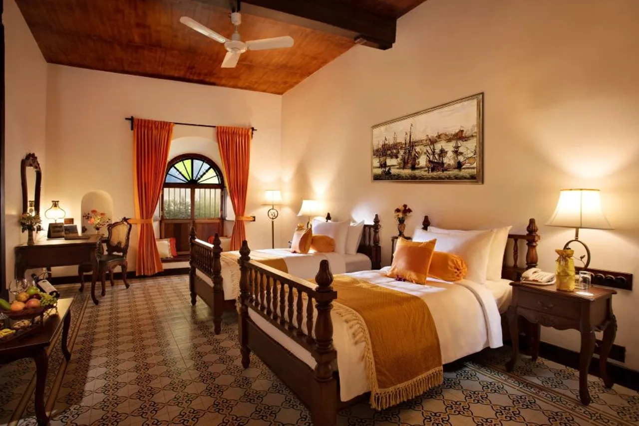 Forte Kochi — rooms and atmosphere