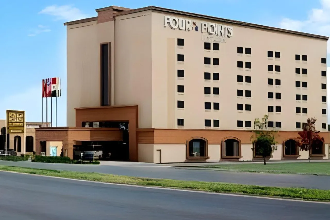 Four Points by Sheraton Monterrey Linda Vista — โรงแรมในใกล้ Estadio BBVA