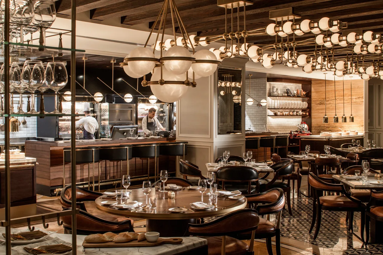 Four Seasons Hotel Amman — ภาพห้องพักและบรรยากาศ