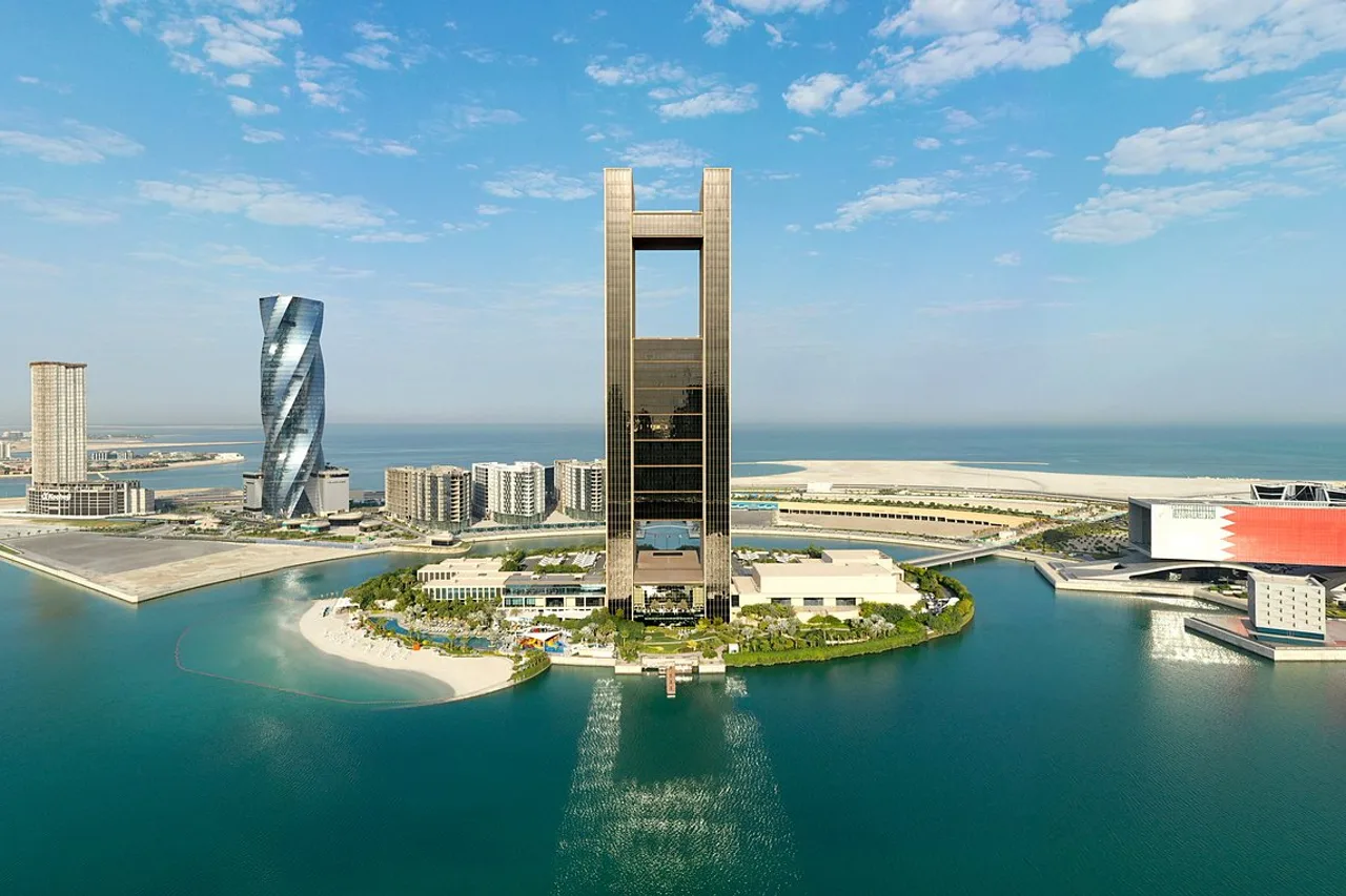 10 โรงแรมมานามาน่าพักที่สุด — Bahrain Bay · Seef · Adliya (รีวิว 2026)