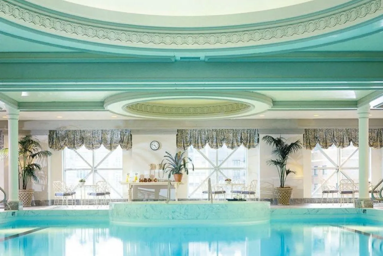 Four Seasons Hotel Chicago — โรงแรมในชิคาโก