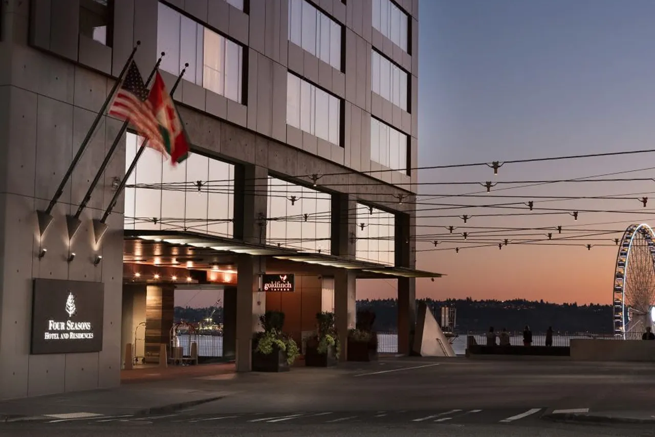 Four Seasons Hotel Seattle — โรงแรมในซีแอตเทิล