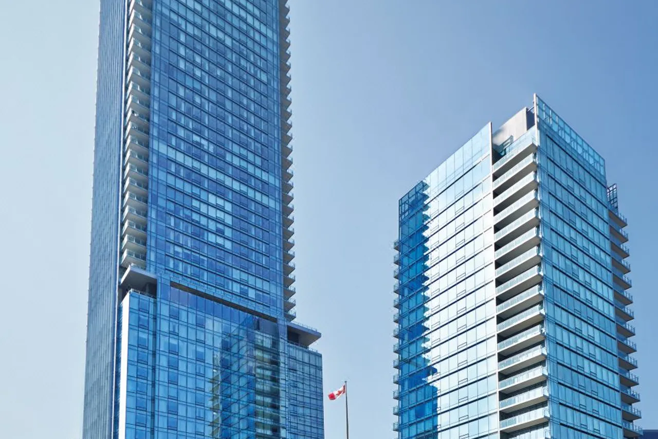 10 โรงแรมหรู 5 ดาวโทรอนโต — ที่พักลักชัวรีย่าน Yorkville/Downtown (อัปเดต 2026)
