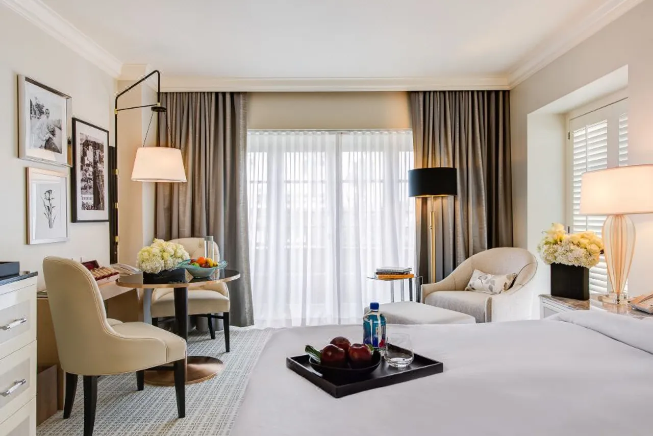Four Seasons Hotel Los Angeles at Beverly Hills — ภาพห้องพักและบรรยากาศ