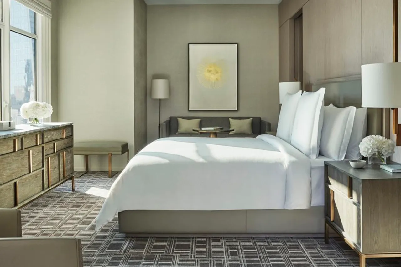 Four Seasons Hotel New York Downtown — ภาพห้องพักและบรรยากาศ