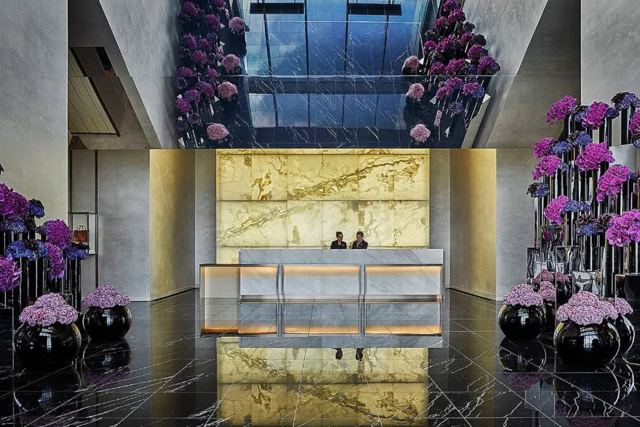 Four Seasons Hotel Philadelphia at Comcast Center — ภาพห้องพักและบรรยากาศ