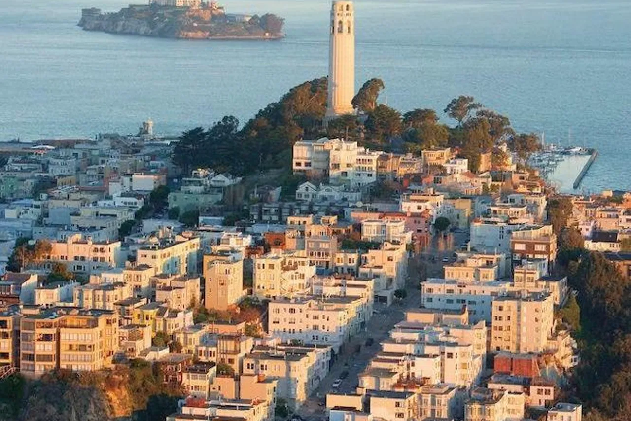 Four Seasons Hotel San Francisco at Embarcadero — โรงแรมในซานฟรานซิสโก