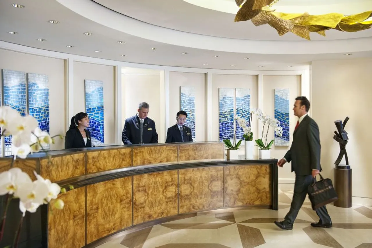 Four Seasons Hotel San Francisco at Embarcadero — ภาพห้องพักและบรรยากาศ