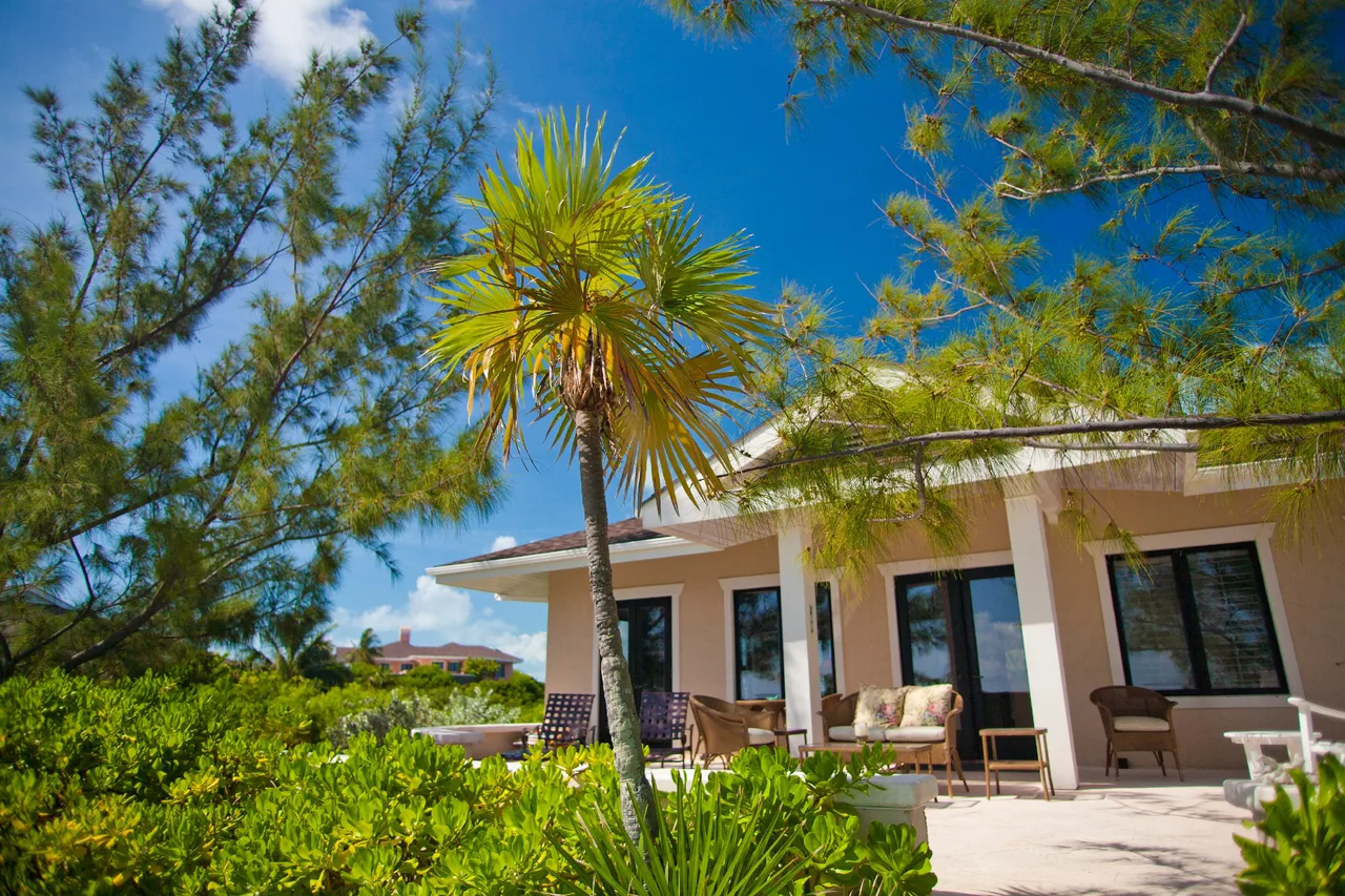 6 โรงแรมน่าพักใน Exuma บาฮามาส — รีวิวจัดอันดับ รีสอร์ตเกาะและที่พักริมหาดเทอร์ควอยซ์