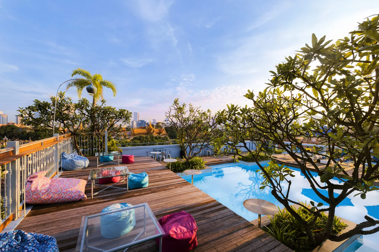 The Frangipani Royal Palace Hotel — ภาพห้องพักและบรรยากาศ