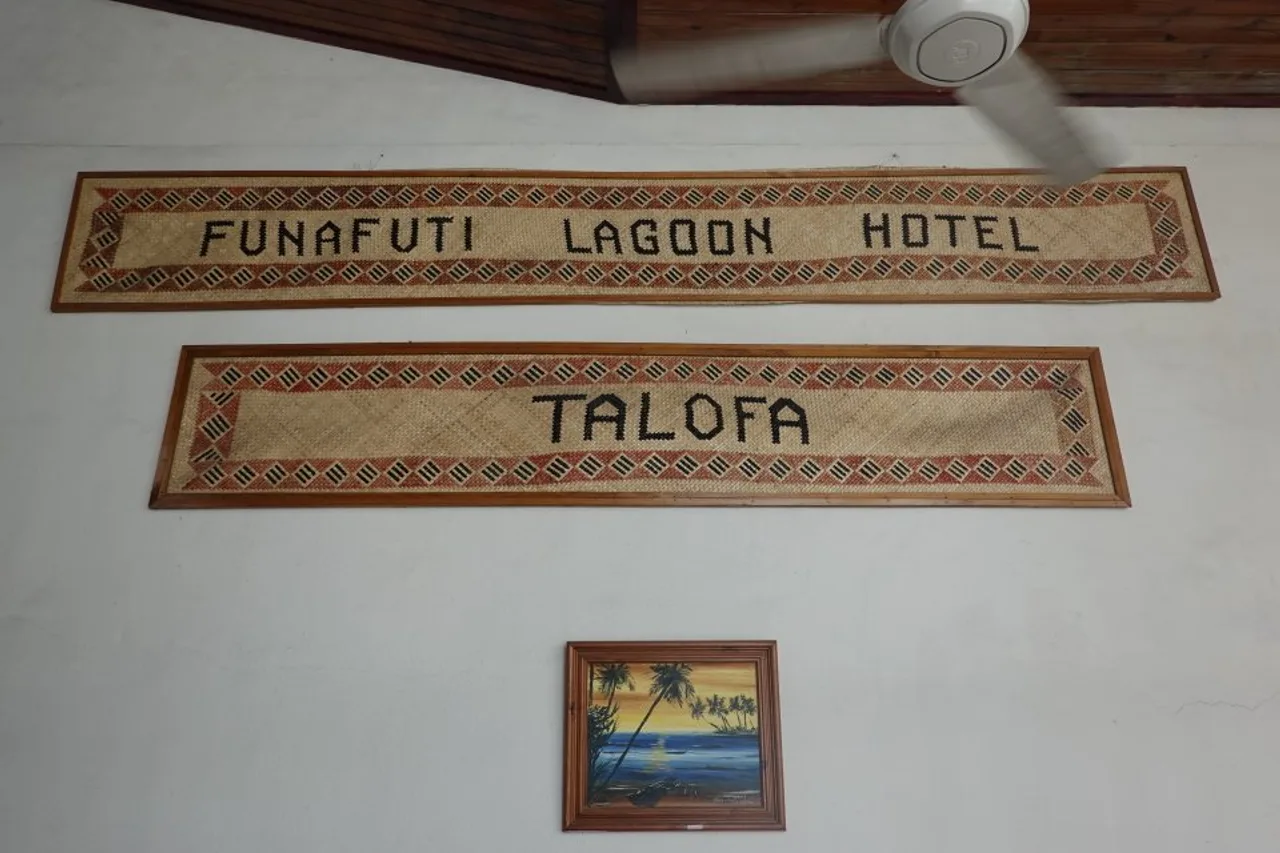 Funafuti Lagoon Hotel — ภาพห้องพักและบรรยากาศ