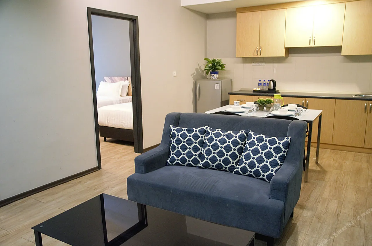 G5 Hotel and Serviced Apartment — rooms and atmosphere