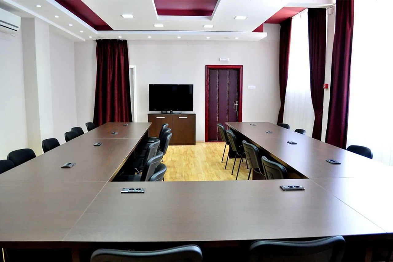 Garni Hotel 018 In — ภาพห้องพักและบรรยากาศ