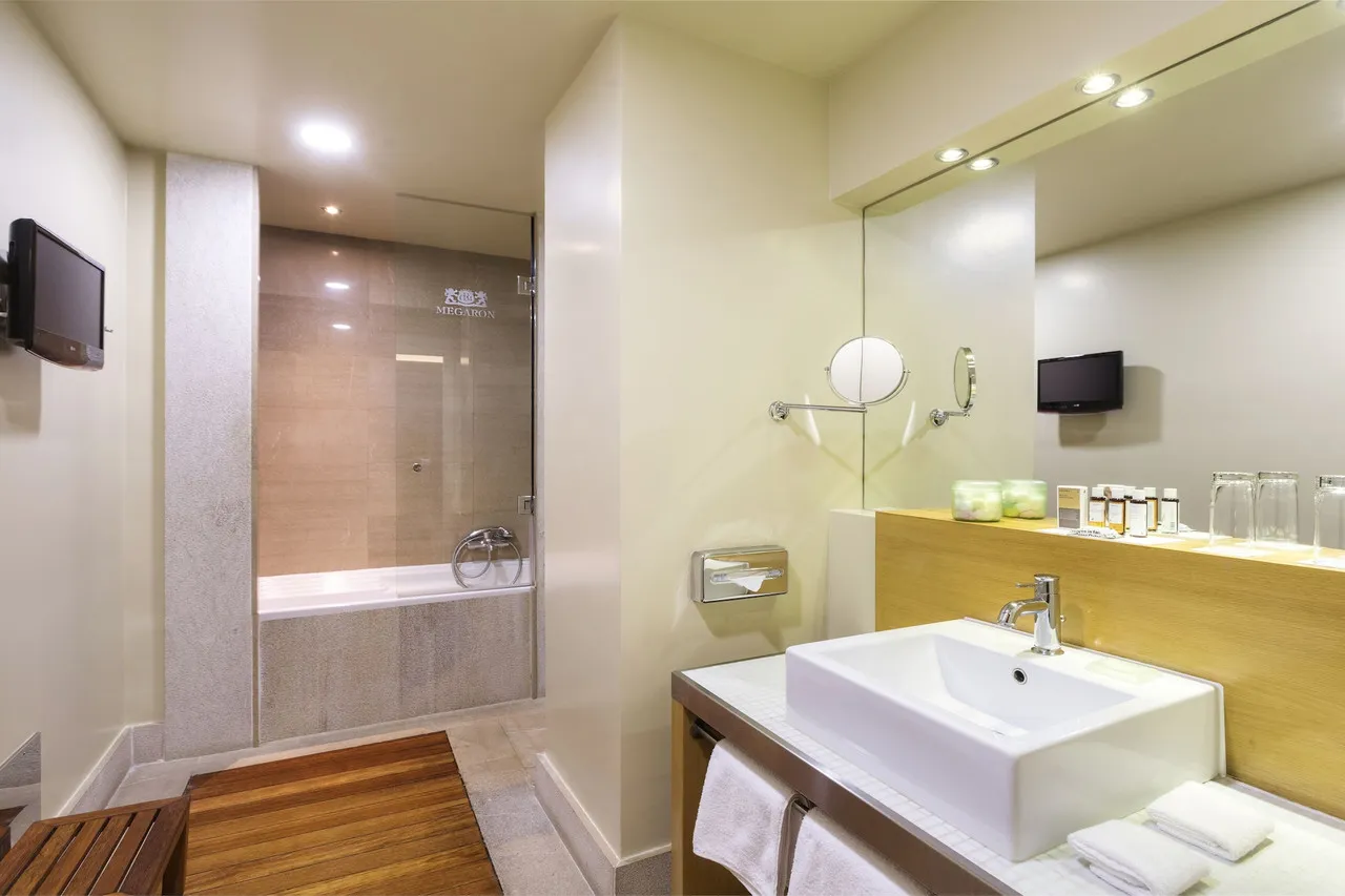GDM Megaron Historical Monument Hotel — ภาพห้องพักและบรรยากาศ