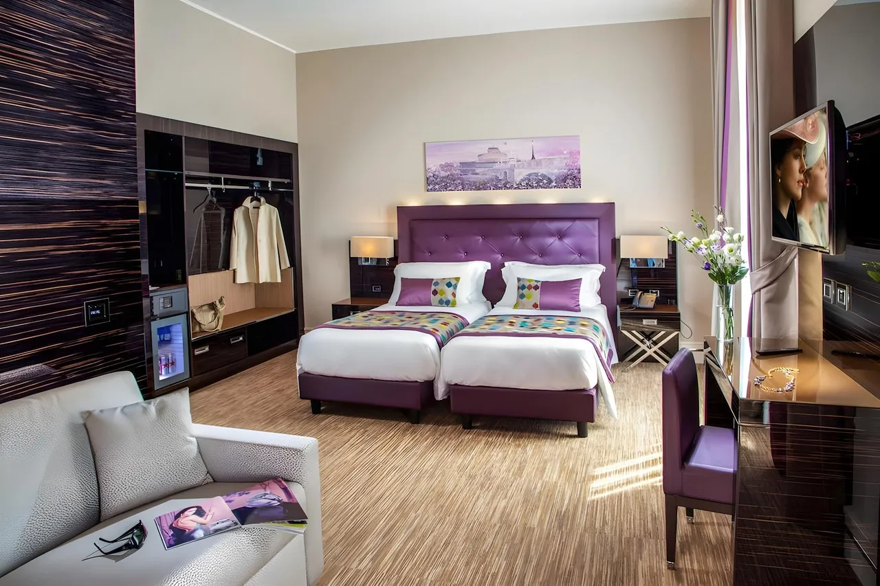 Gioberti Art Hotel — rooms and atmosphere
