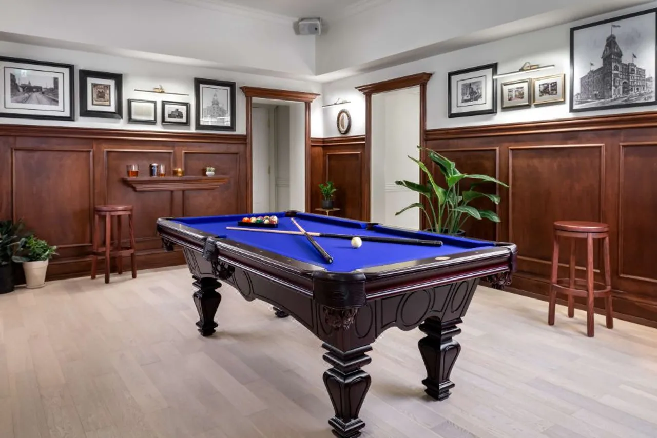 Gladstone House — rooms and atmosphere