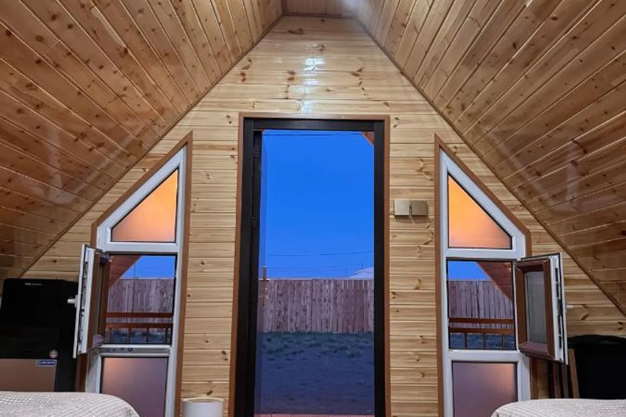 Gobi Desert Guesthouse — ภาพห้องพักและบรรยากาศ