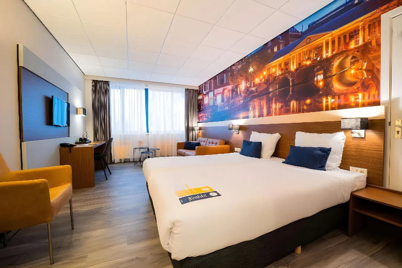 Golden Tulip Leiden Centre — rooms and atmosphere