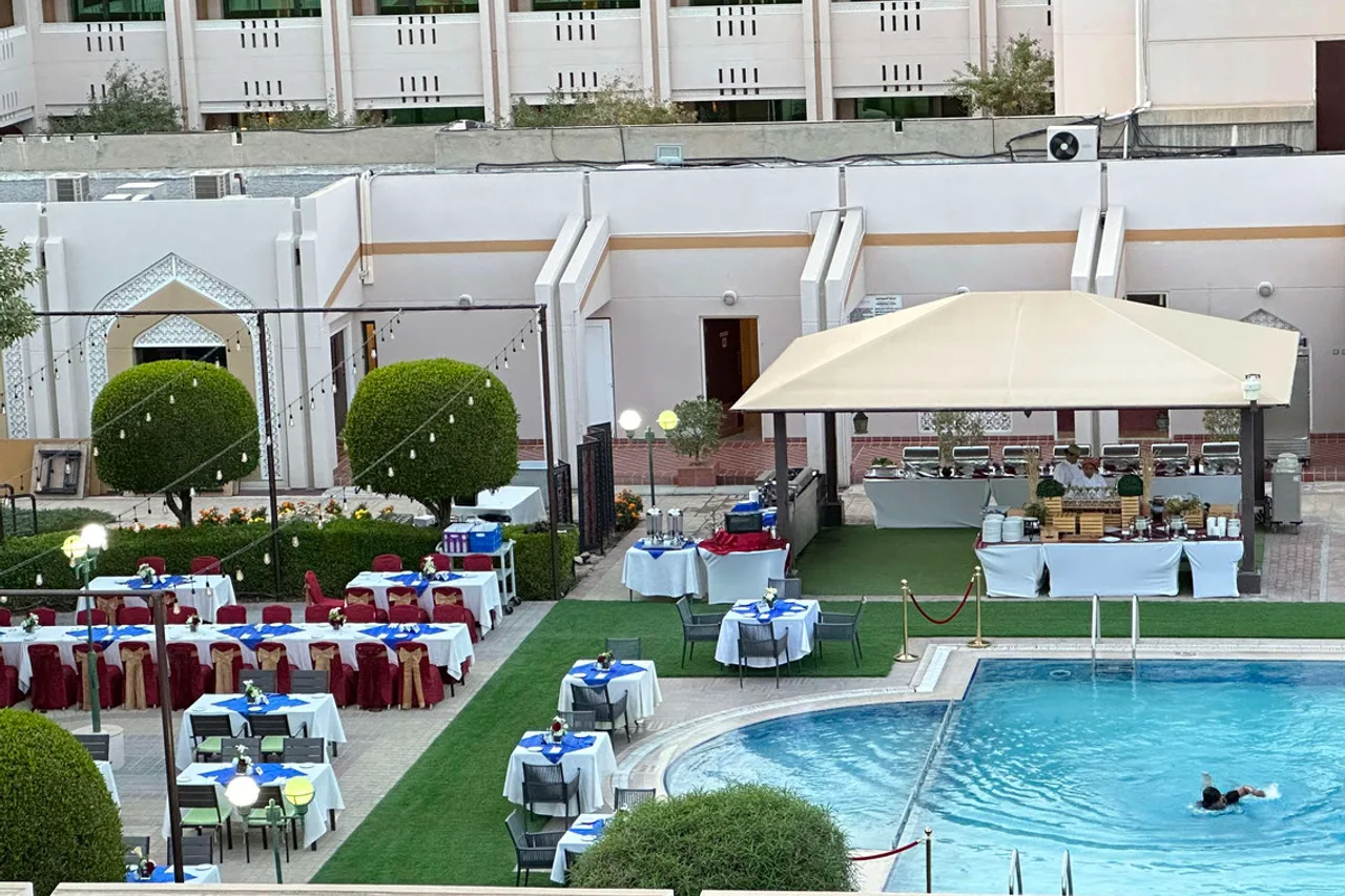 Golden Tulip Nizwa Hotel — ภาพห้องพักและบรรยากาศ