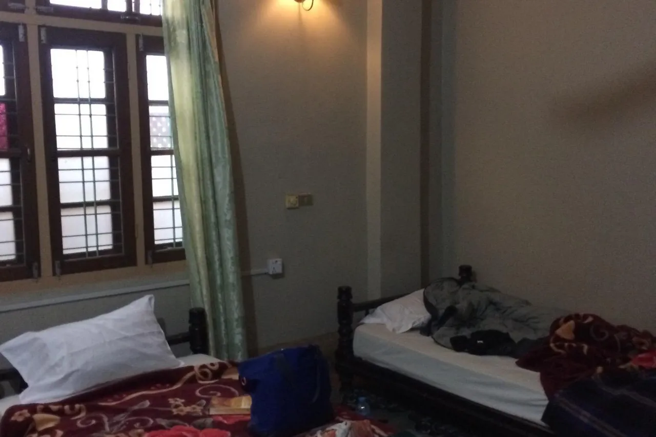 Grace Hotel 1 — ภาพห้องพักและบรรยากาศ