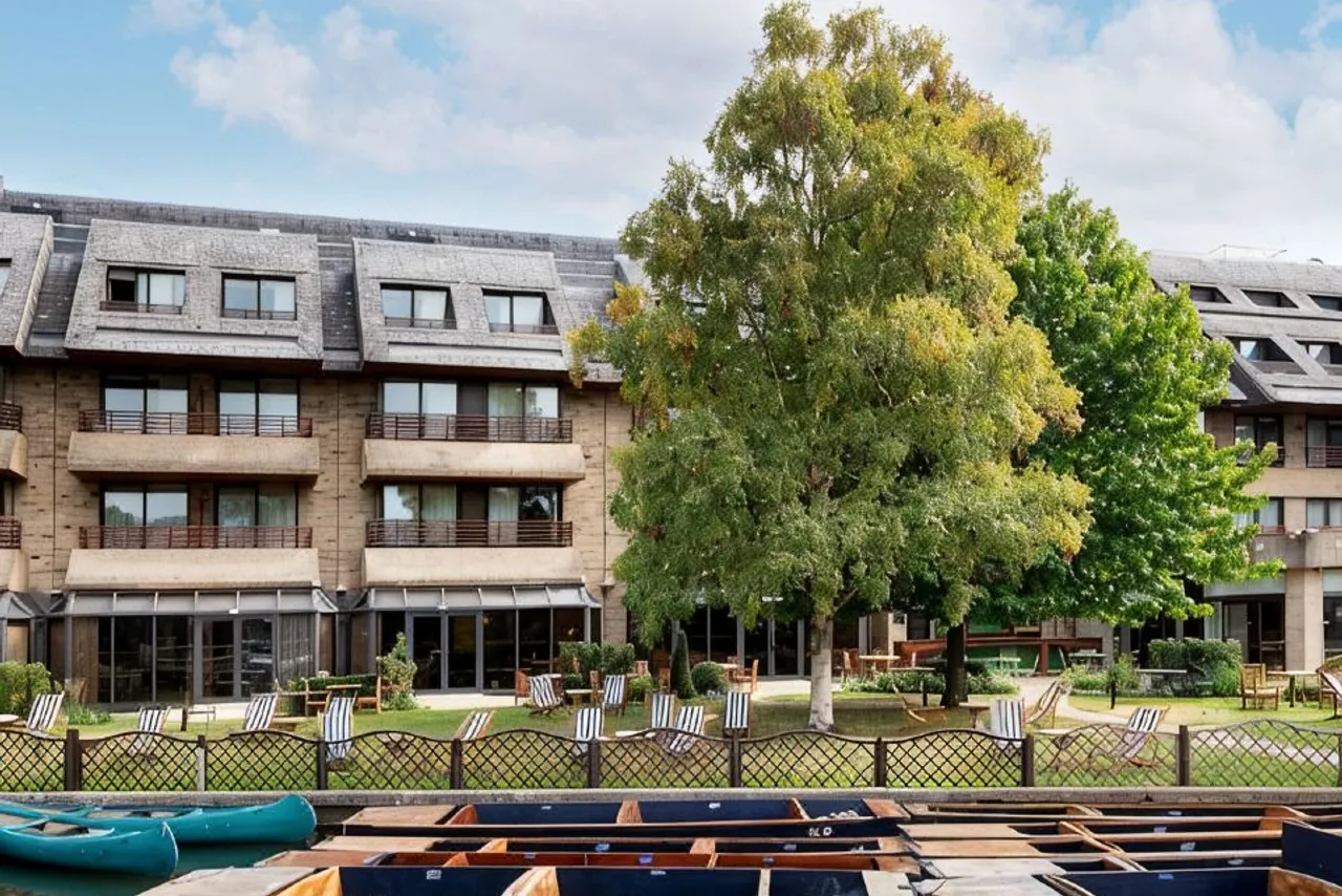 Graduate by Hilton Cambridge — ภาพห้องพักและบรรยากาศ