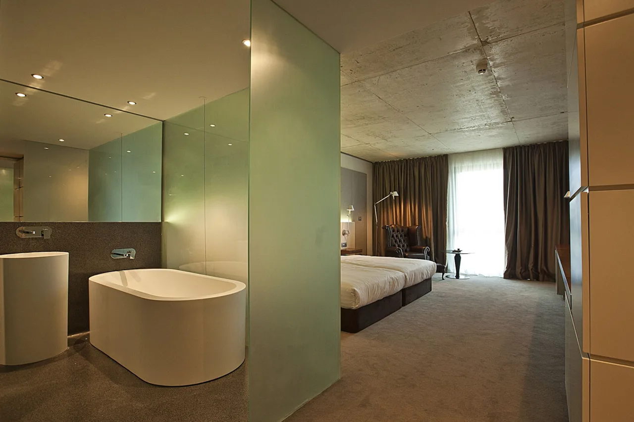 Graffit Gallery Design Hotel — ภาพห้องพักและบรรยากาศ