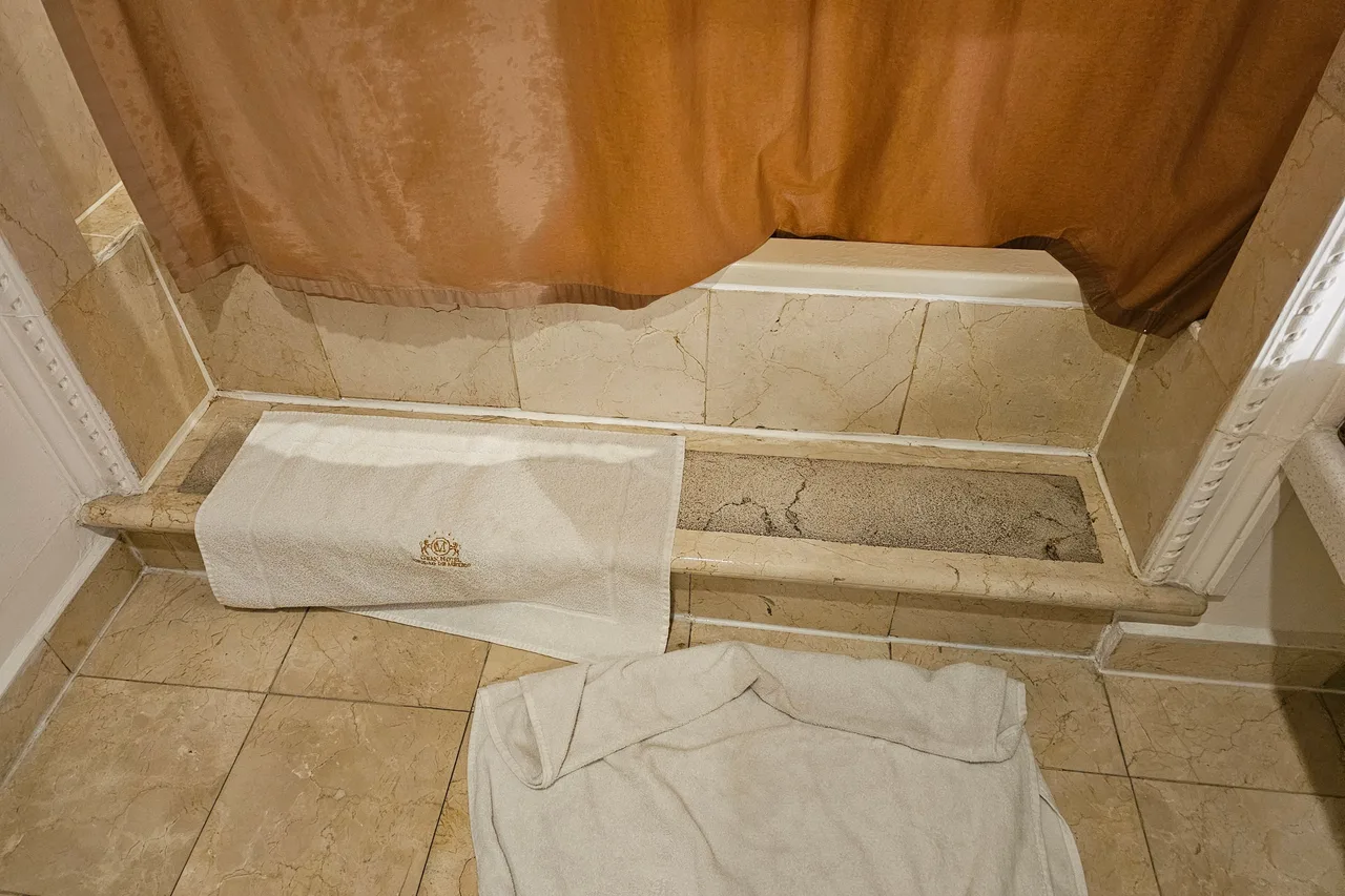 Gran Hotel Ciudad de México — rooms and atmosphere