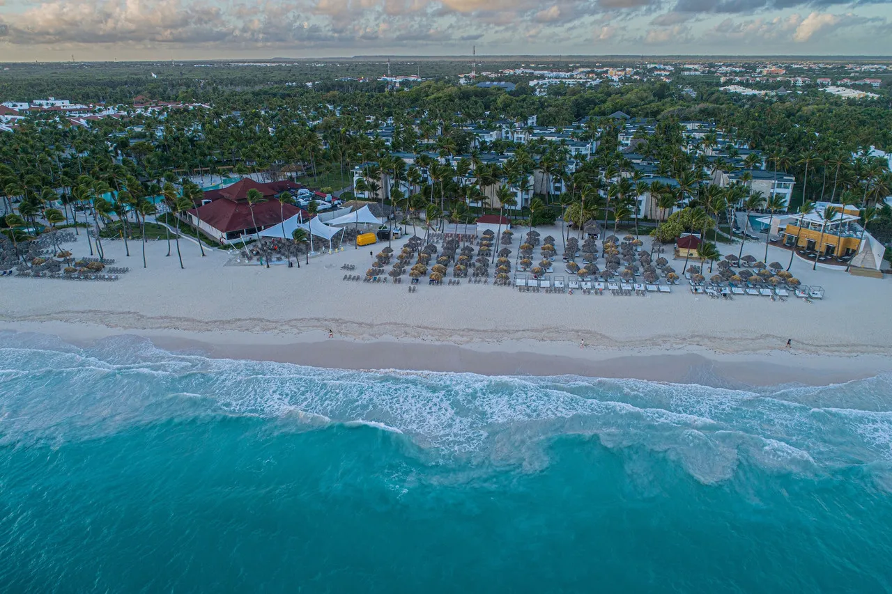 Grand Bavaro Princess All Suites Resort, Spa & Casino — ภาพห้องพักและบรรยากาศ