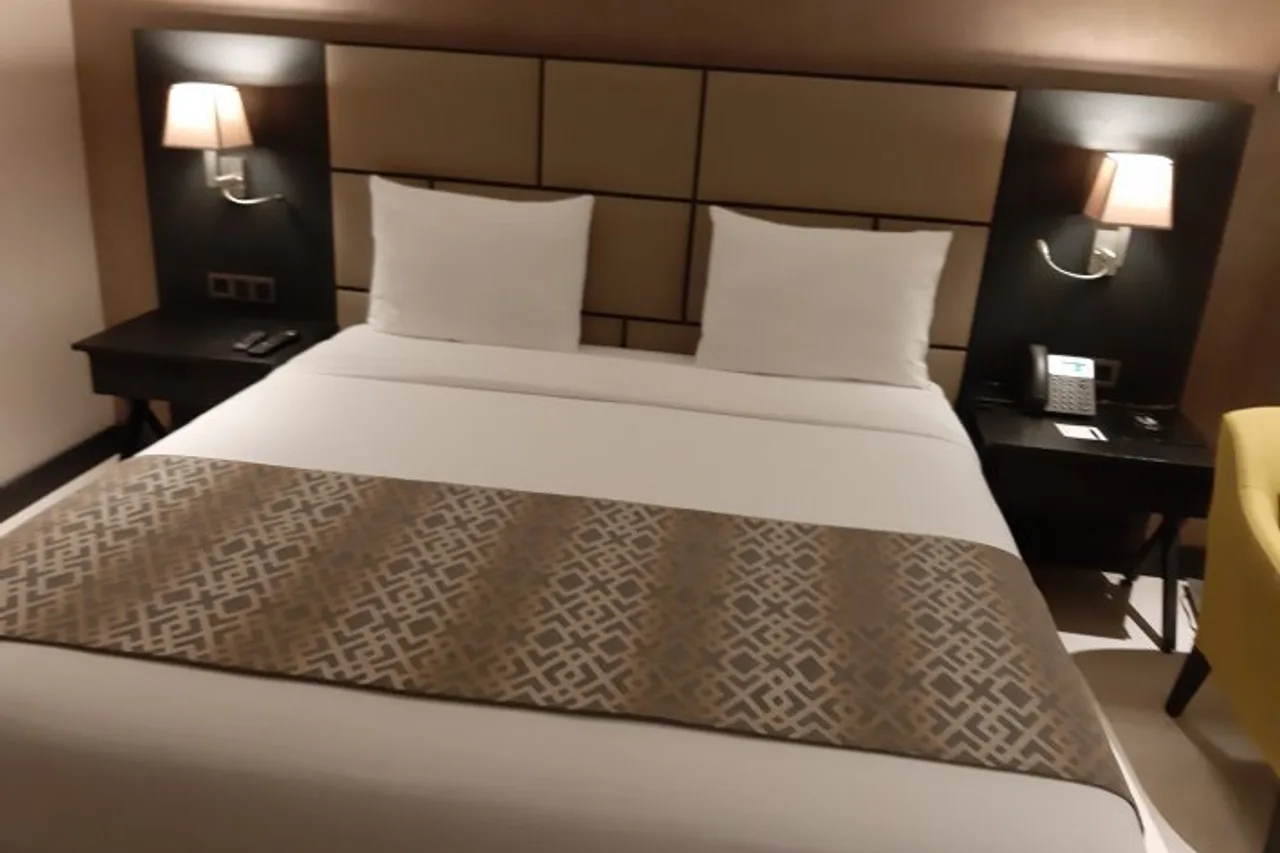 Grand Hotel de Kintele — ภาพห้องพักและบรรยากาศ