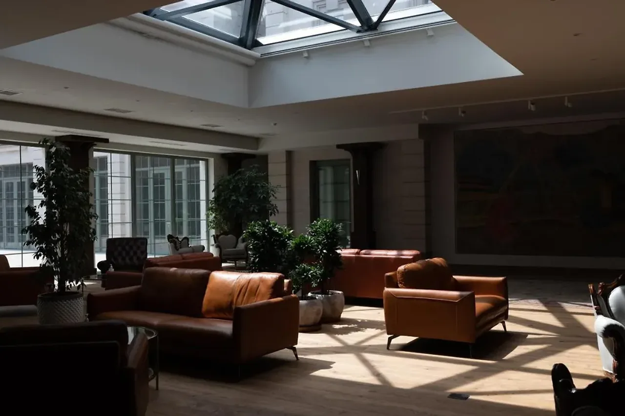 GRAND HOTEL GYUMRI by APRICOT Hotels — ภาพห้องพักและบรรยากาศ