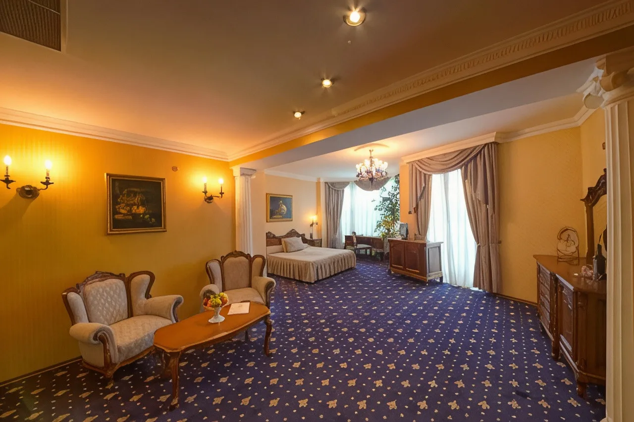 Grand Hotel London — ภาพห้องพักและบรรยากาศ