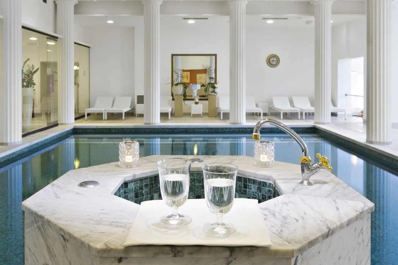 Grand Hotel Toplice — ภาพห้องพักและบรรยากาศ