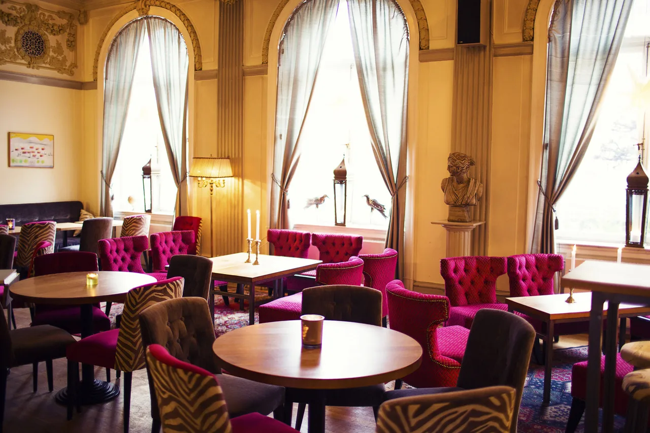 Grand Hotell Hörnan — ภาพห้องพักและบรรยากาศ
