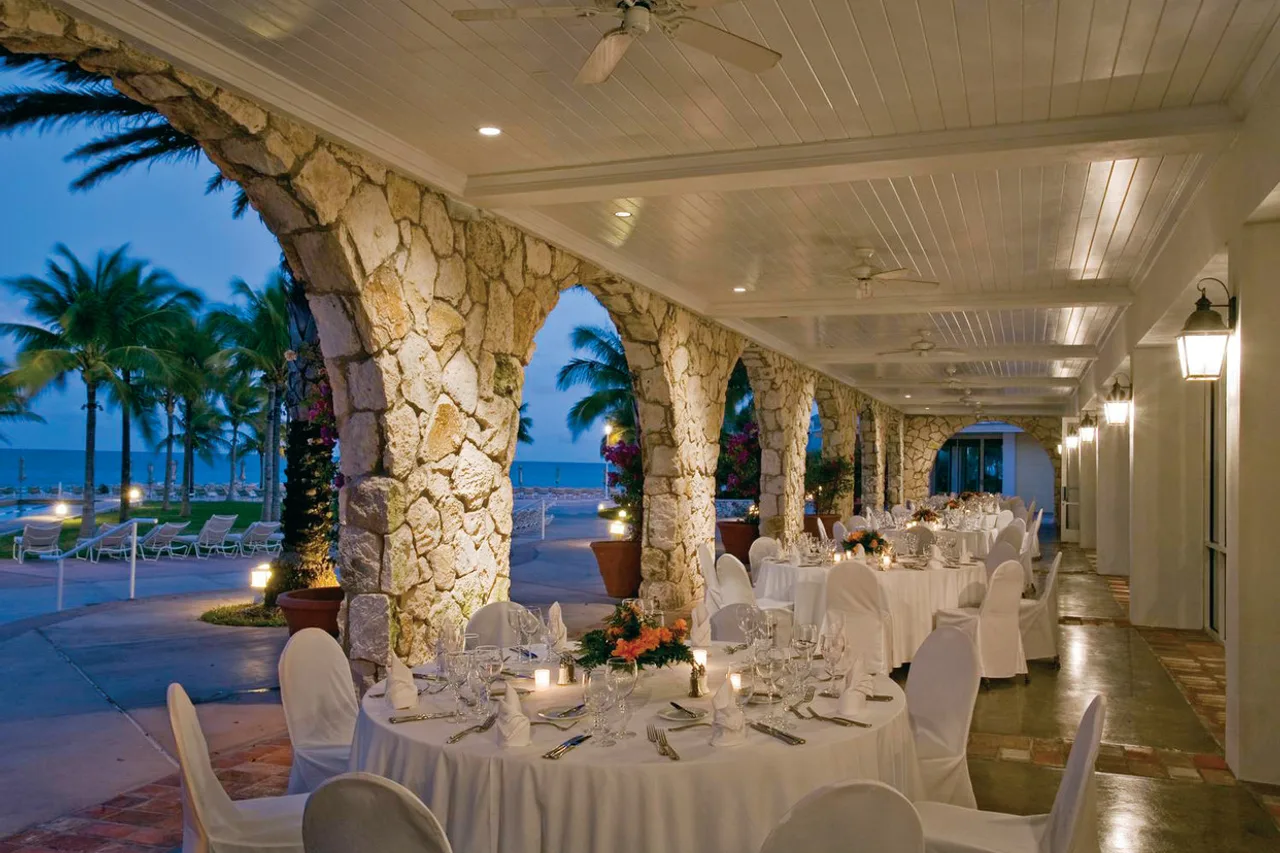 Grand Lucayan — ภาพห้องพักและบรรยากาศ