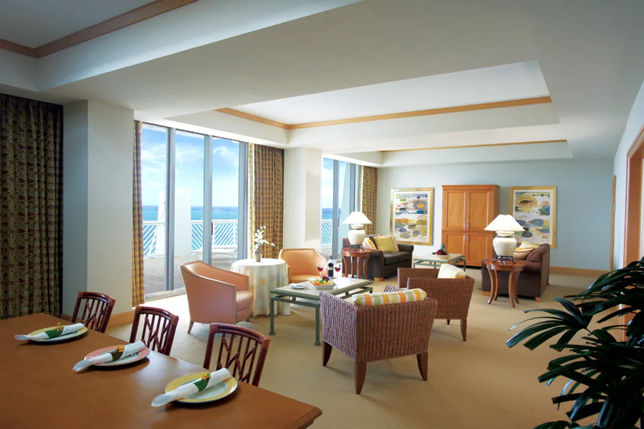 Grand Lucayan — ภาพห้องพักและบรรยากาศ
