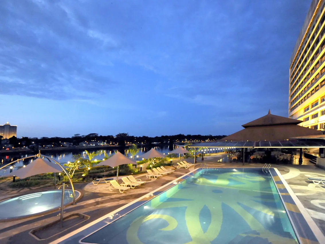 Grand Margherita Hotel — rooms and atmosphere