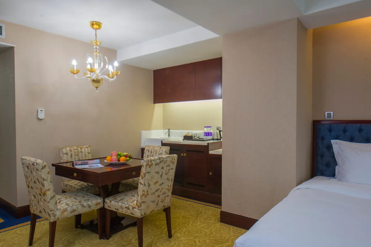 Grand Mercure Changsha Downtown — rooms and atmosphere