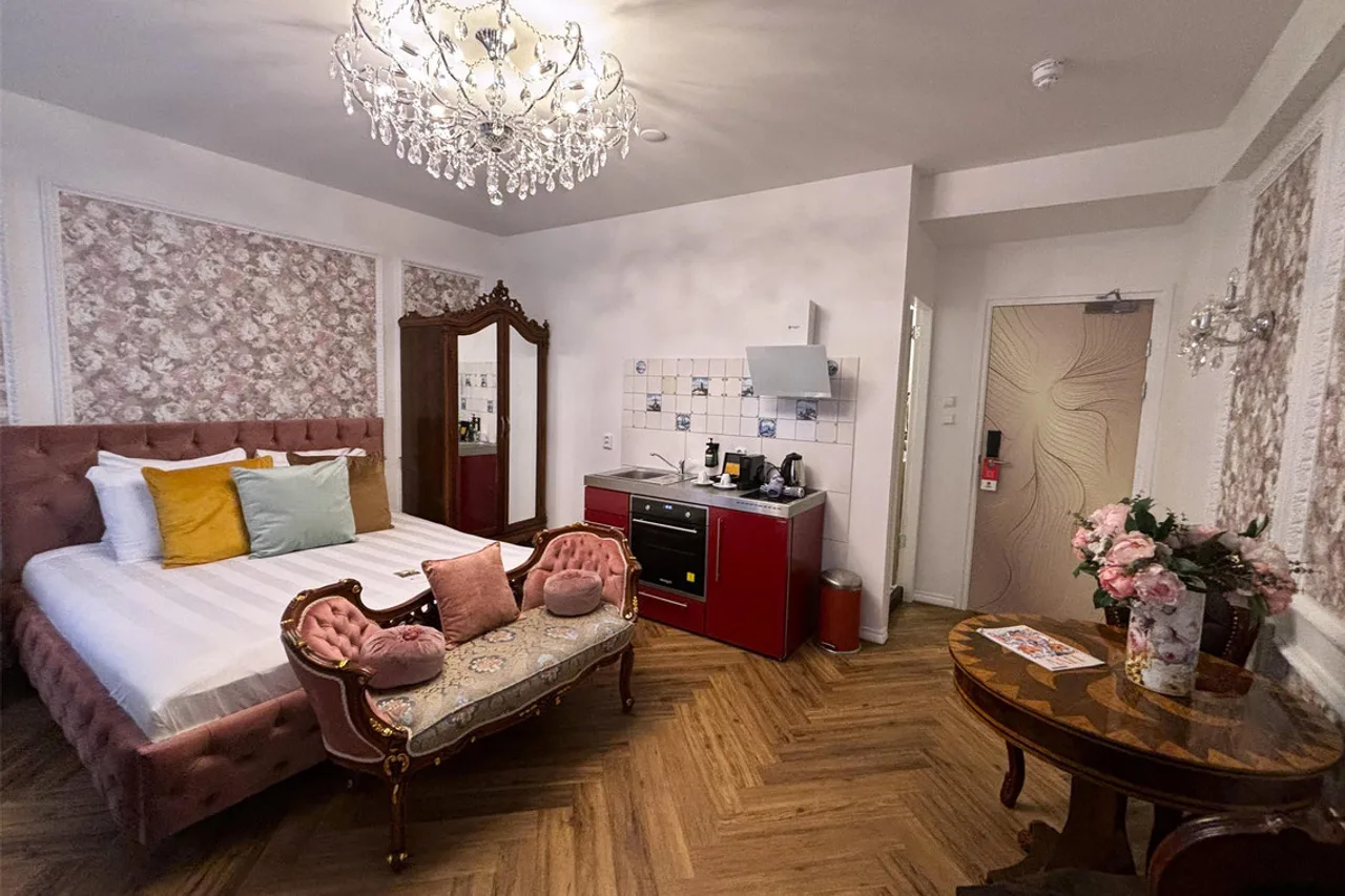Grand Museum Hotel, BW Signature Collection — ภาพห้องพักและบรรยากาศ