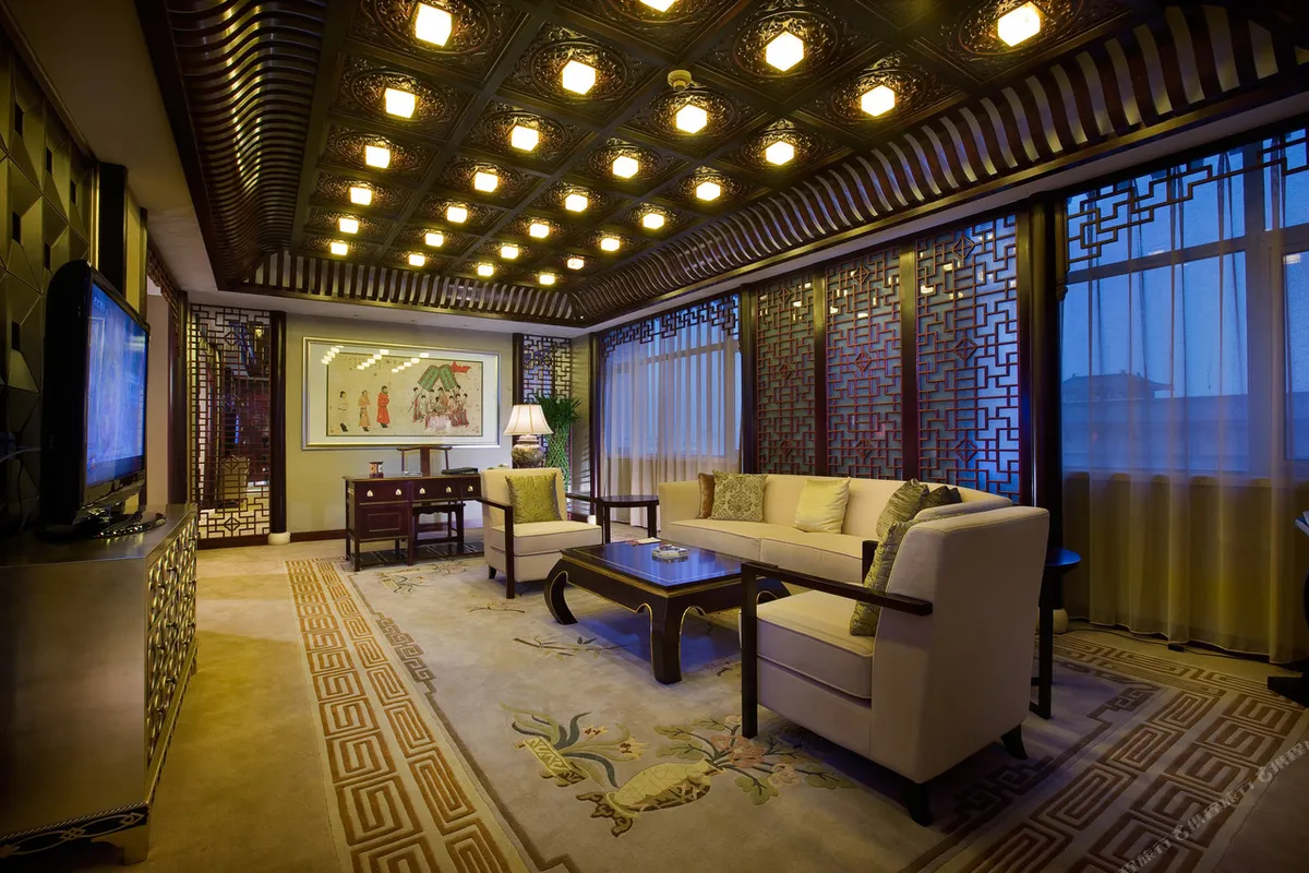 Grand Soluxe International Hotel Xi'an — rooms and atmosphere