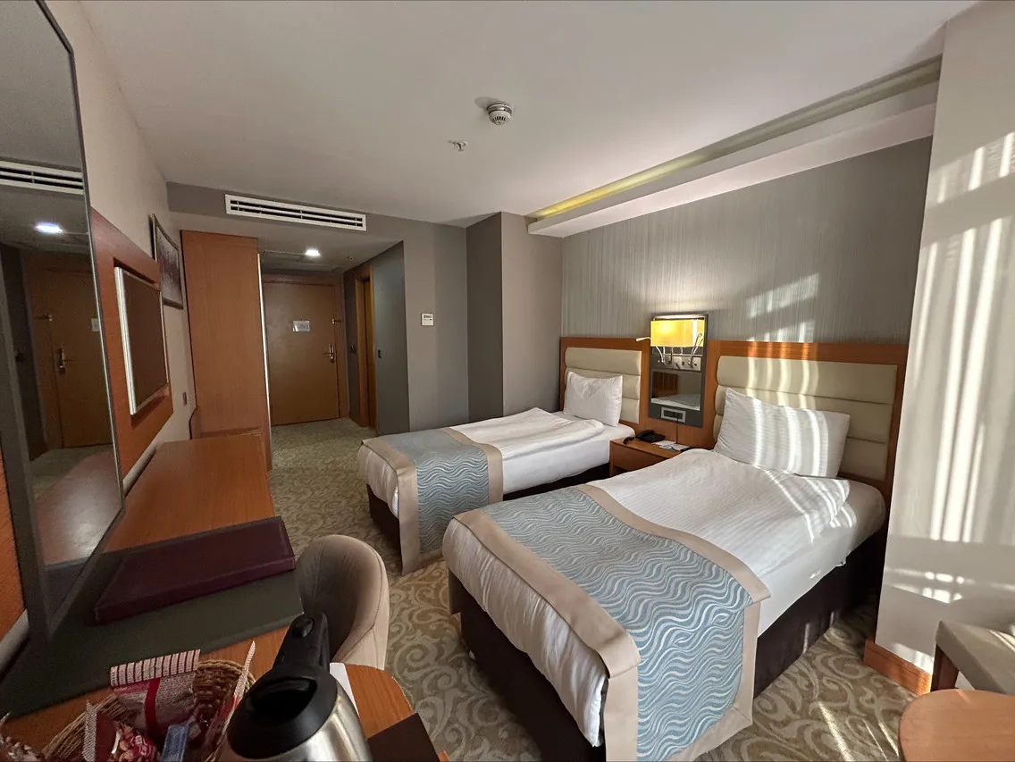 Grand Turkuaz Hotel — rooms and atmosphere