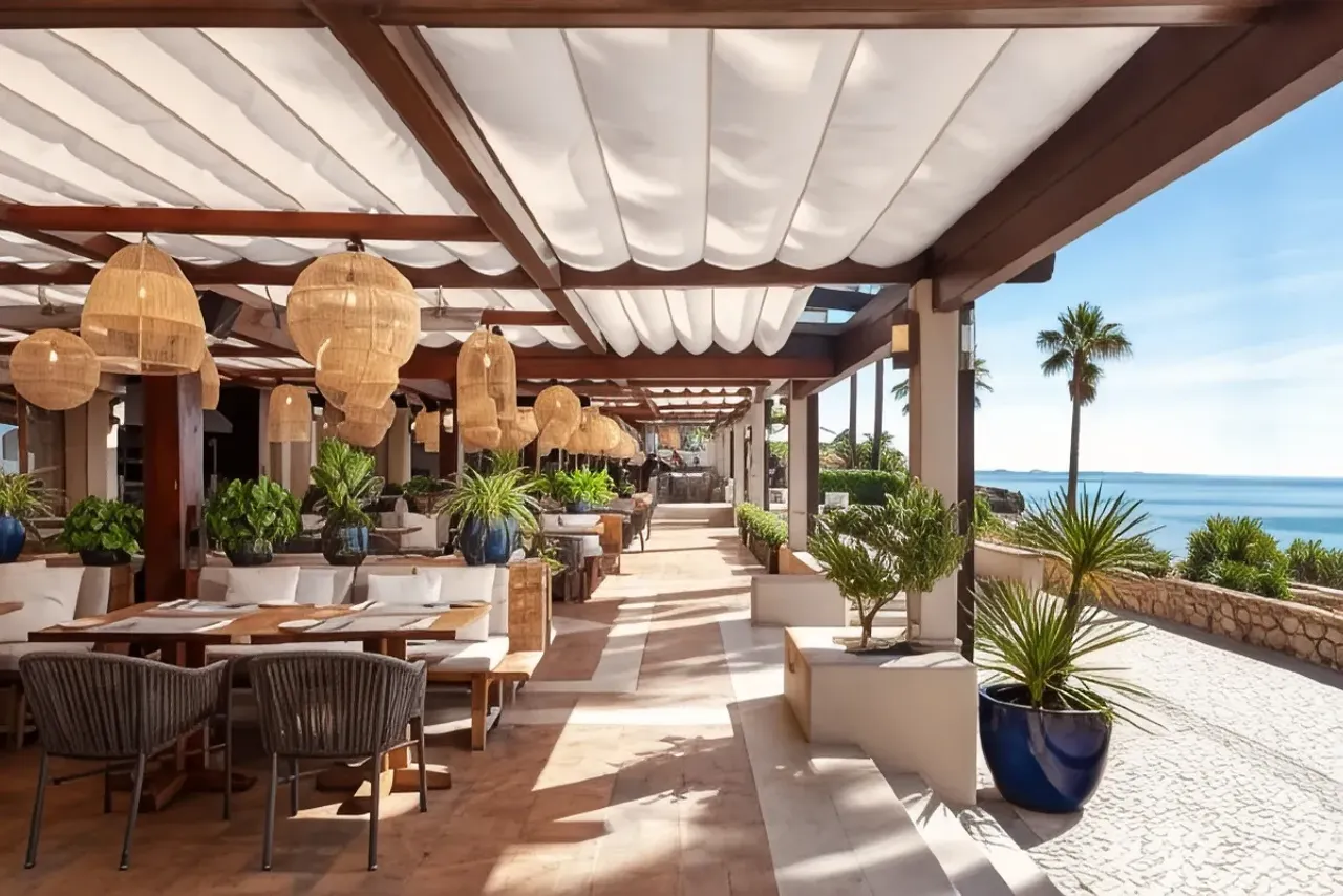 Grande Real Santa Eulalia Resort & Hotel Spa — rooms and atmosphere