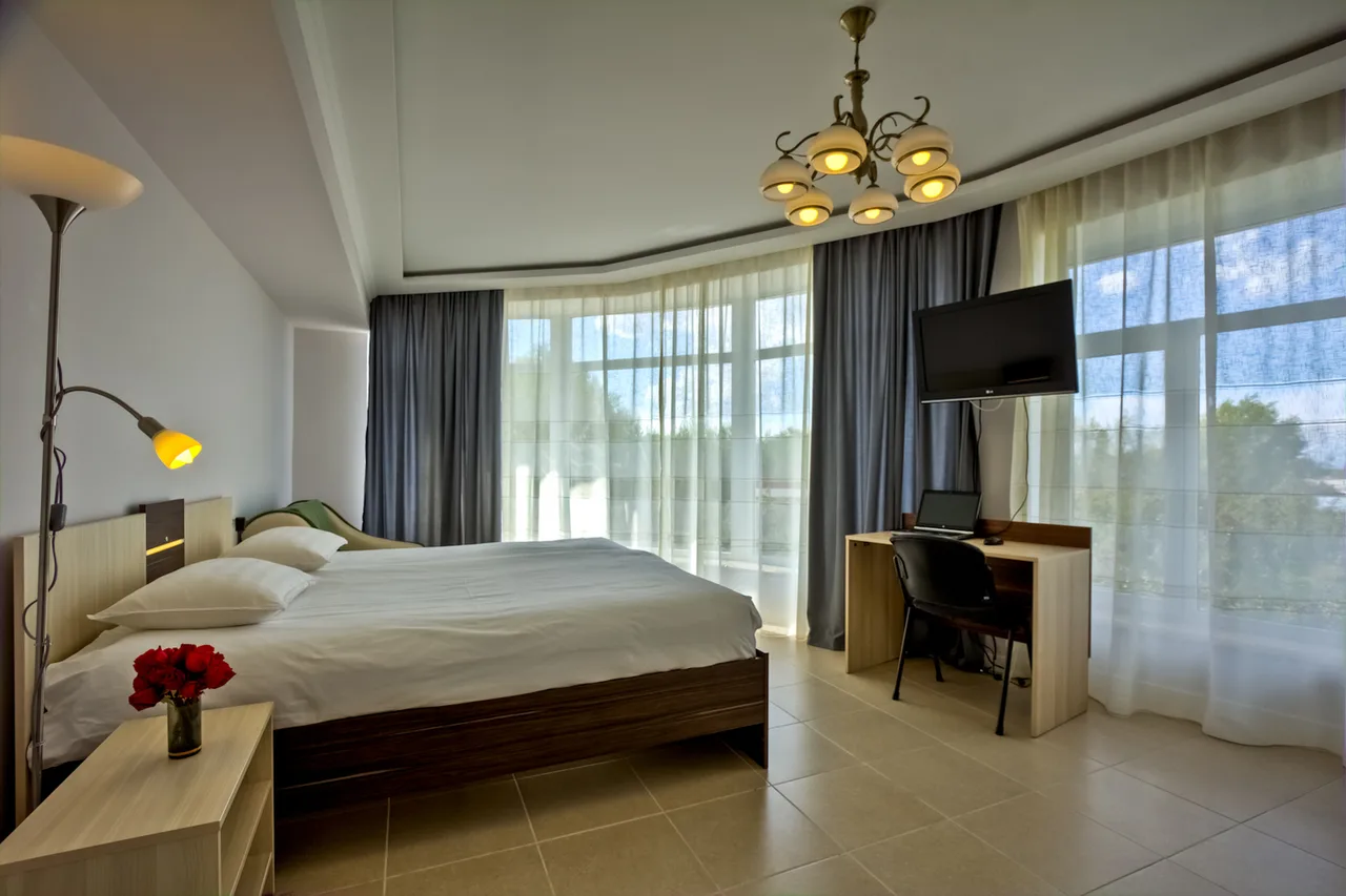 Green Yard Hotel — ภาพห้องพักและบรรยากาศ