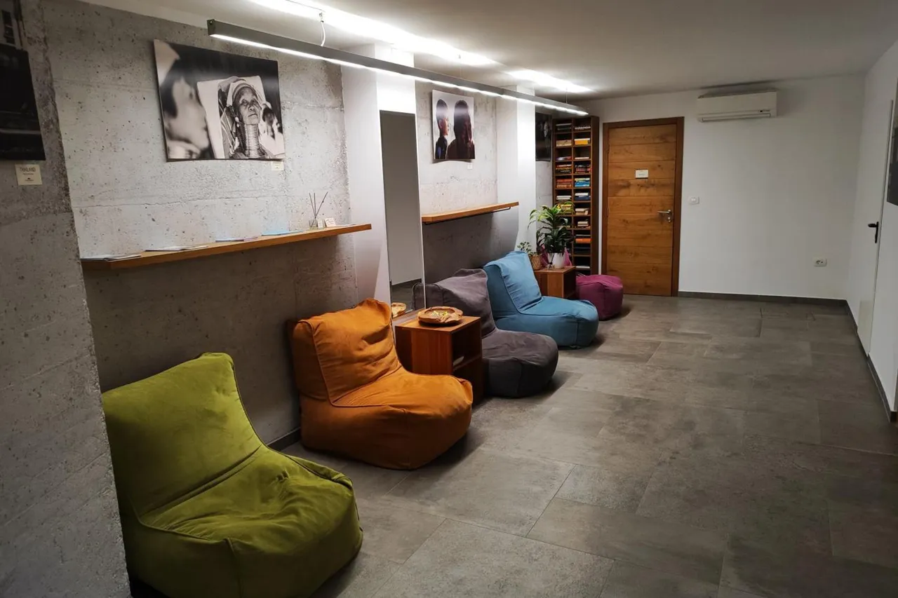 Guest House PachaMama Pleasant Stay — ภาพห้องพักและบรรยากาศ